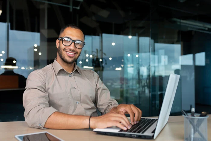 Cloud Architect Jobs USA: The $175,000 Role Dominating the H-1B Visa Lottery in 2025